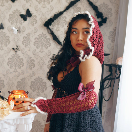 Amarie Romantic Lace HOOD SET