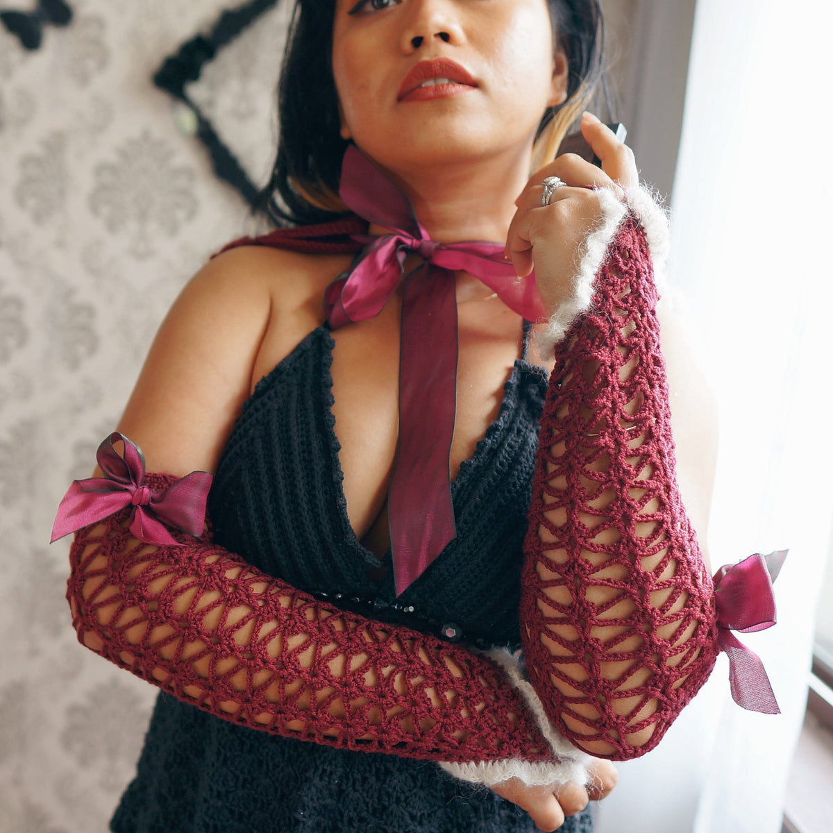 Amarie Romantic Lace HOOD SET